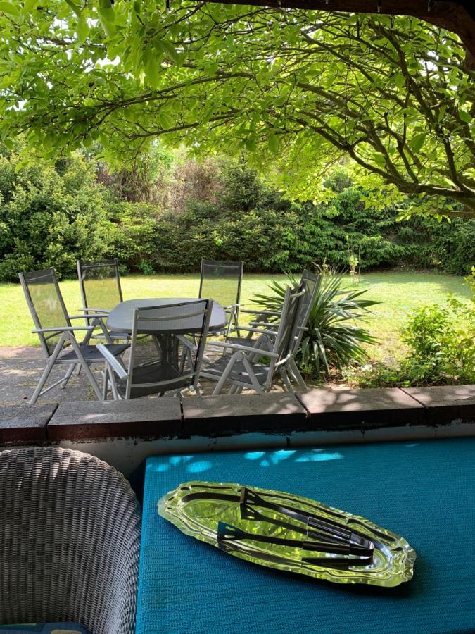 Ferienwohnung Mit Garten In Koeln 外观 照片